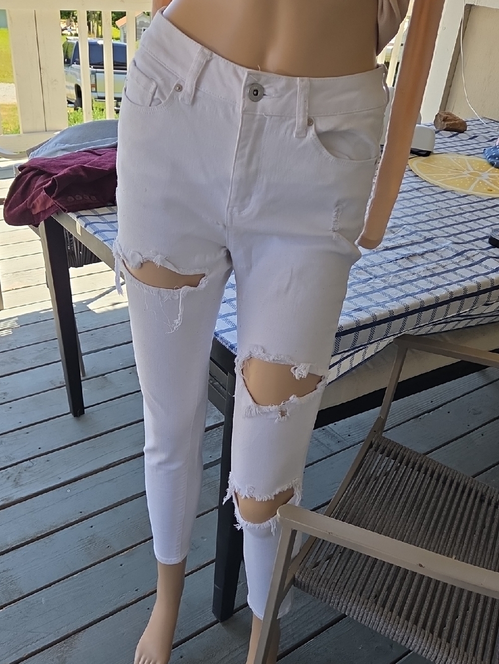 Ripped High-Waist White Women’s Jeans